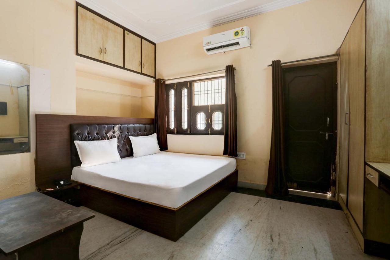 Oyo Elite Hotel