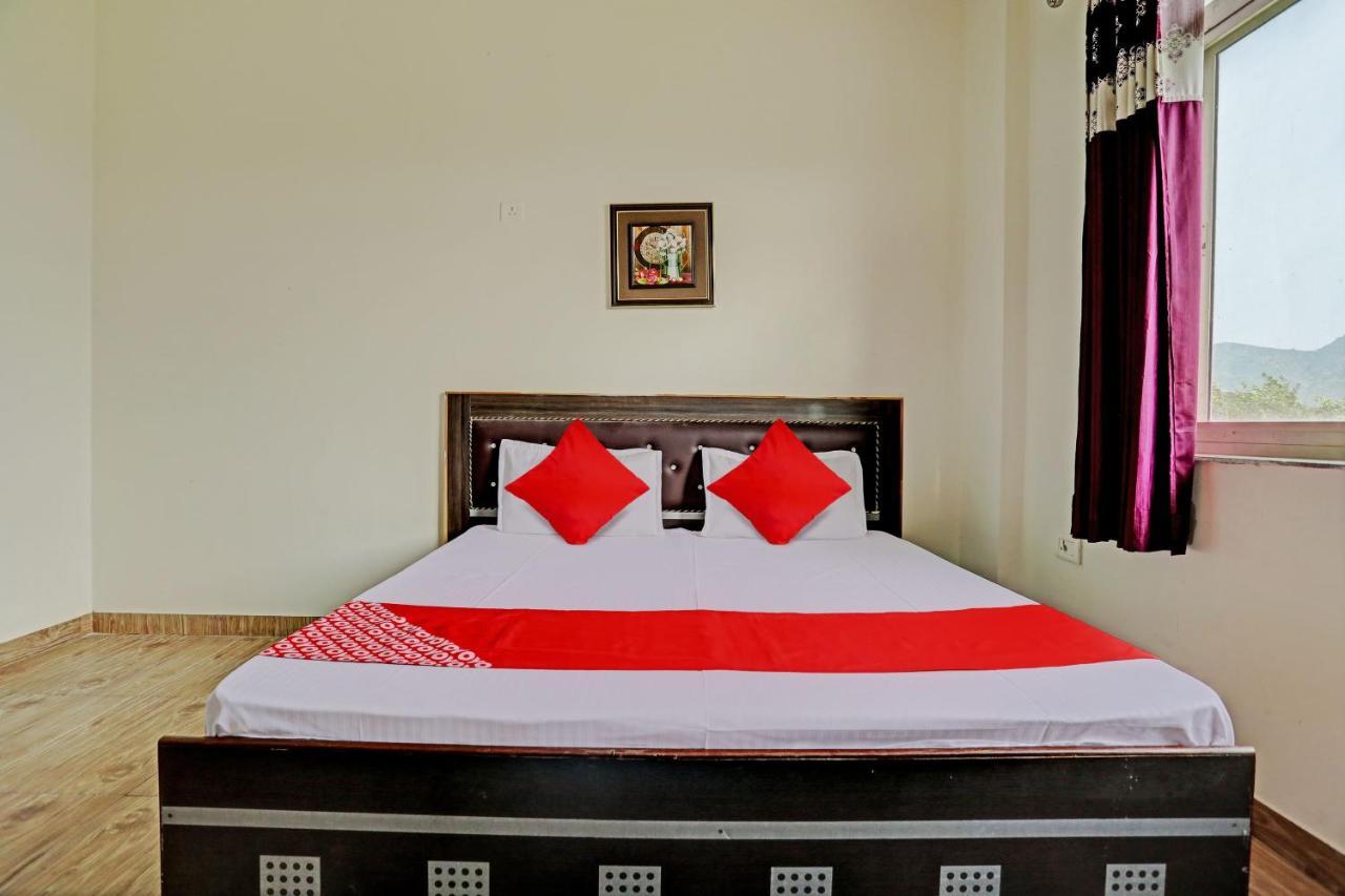 Oyo Flagship Vatika 3*
