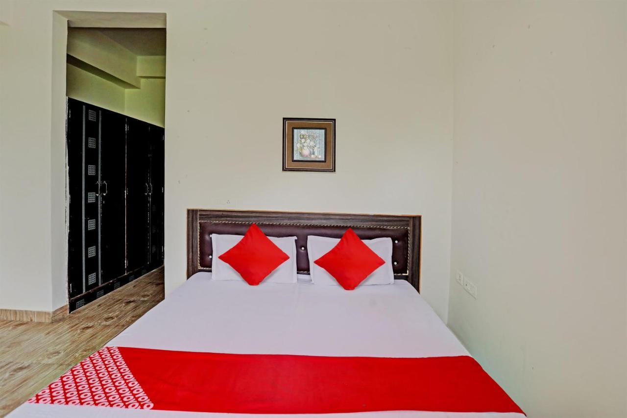 Oyo Flagship Vatika Hotel