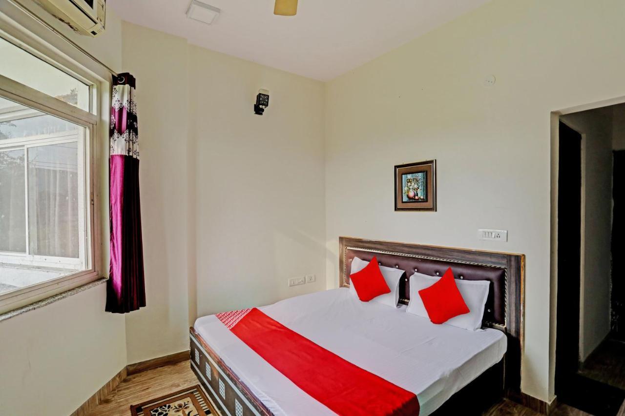 Oyo Flagship Vatika 3* Jaipur