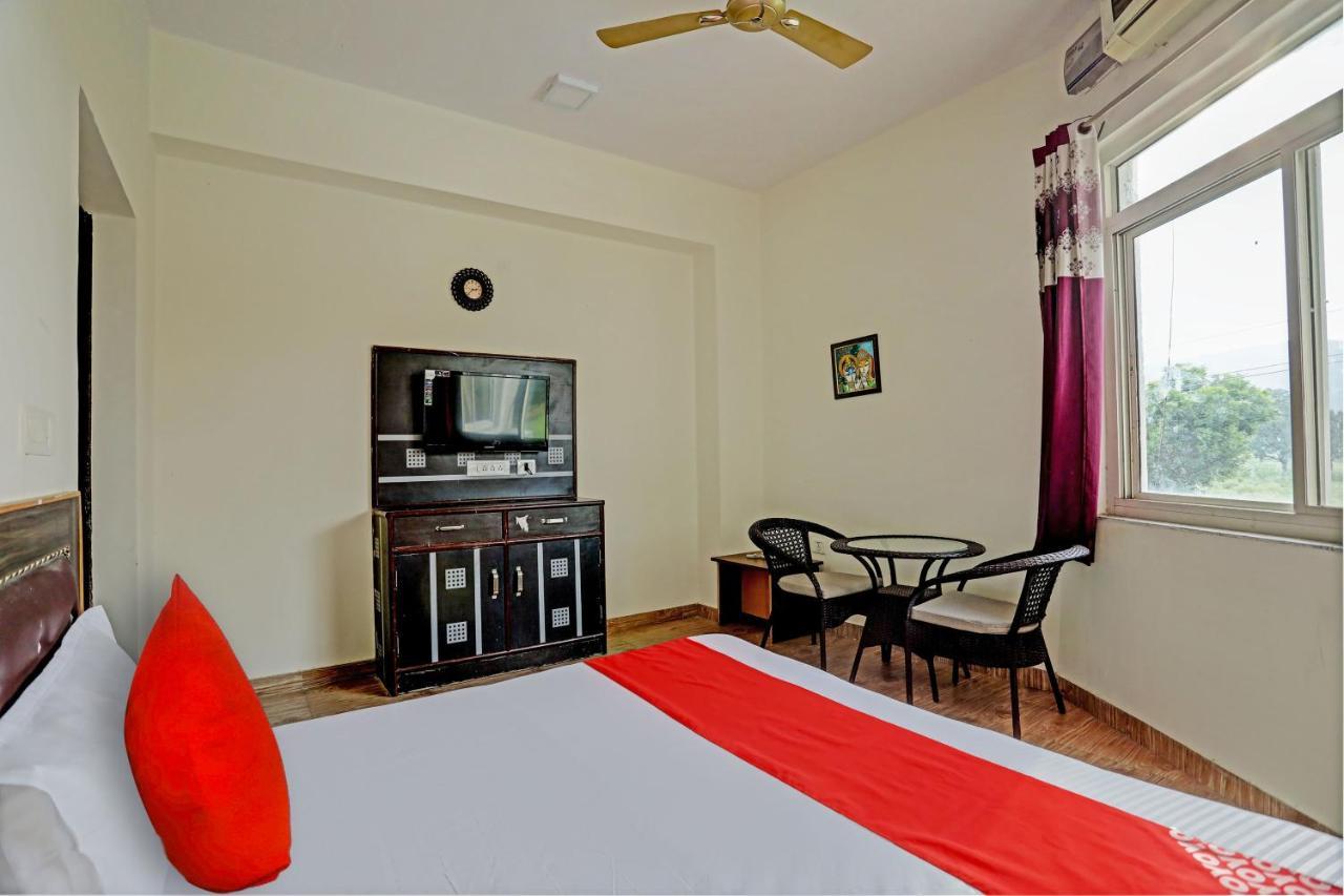 Hotel Oyo Flagship Vatika