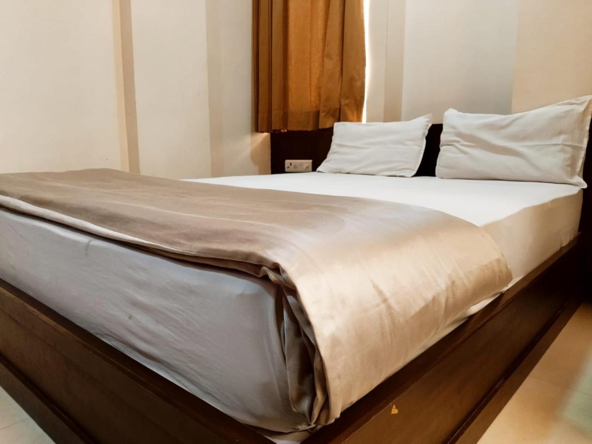 Anandam Hotel 2*