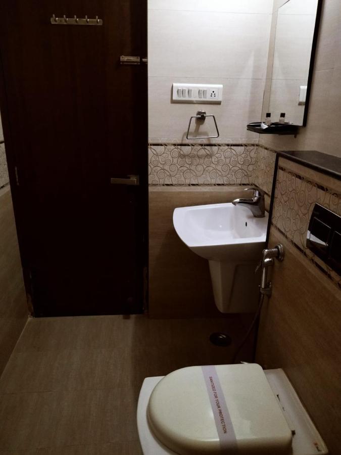 Anandam Hotel 2*