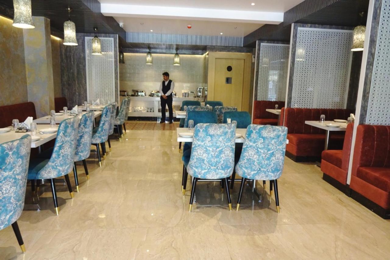 Hotel Blink