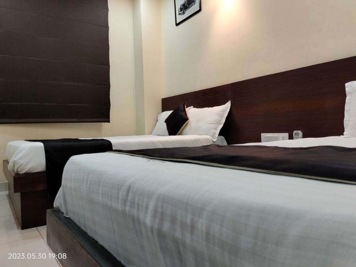 Shree Narayan Palace Hotel