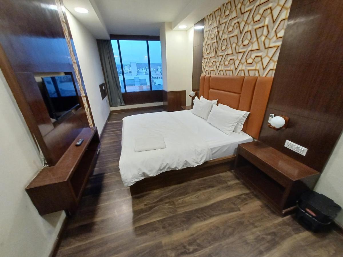 Eldorado Hotel 3*