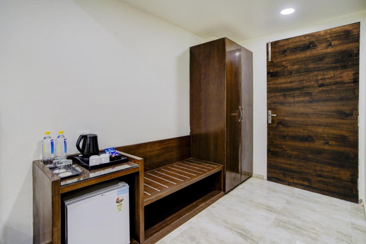 Palette - Madhogarh 2*