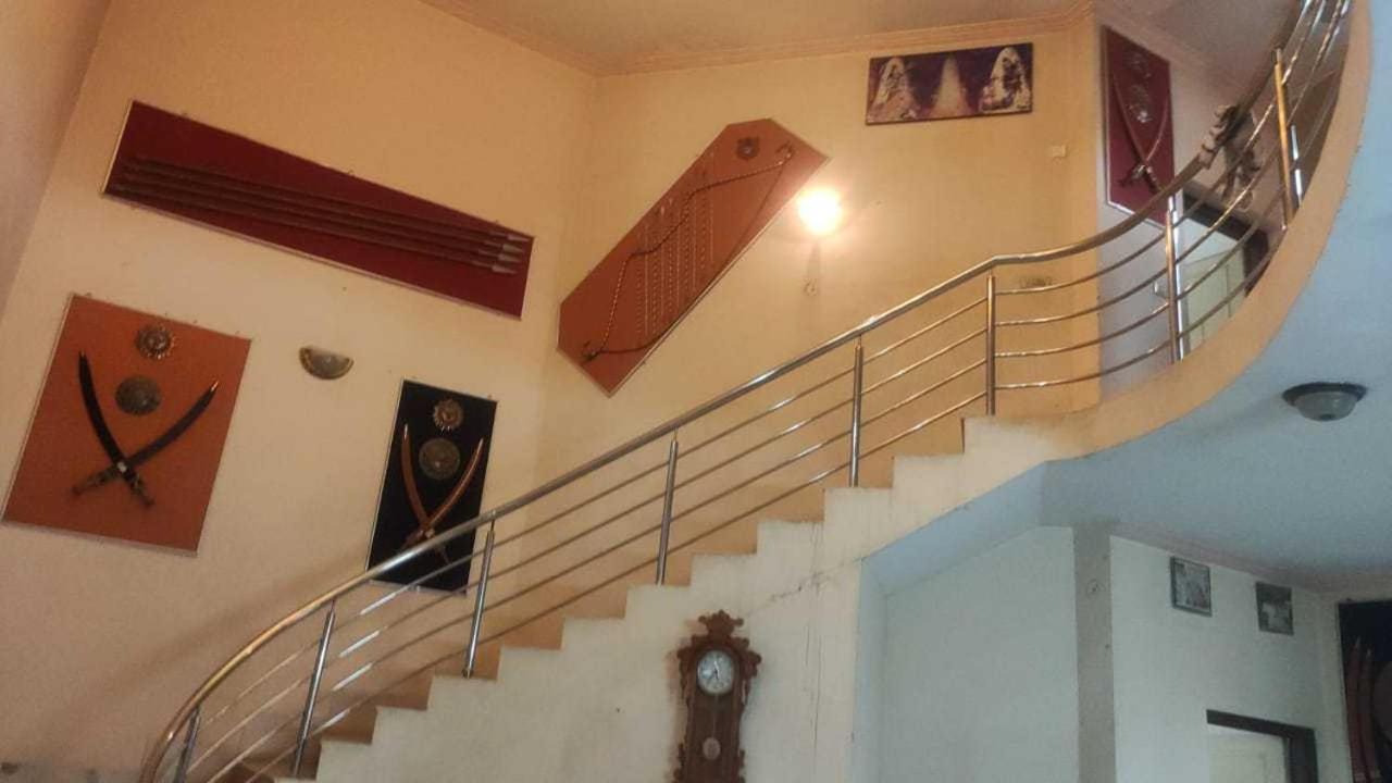 Oyo Sunshine Palace