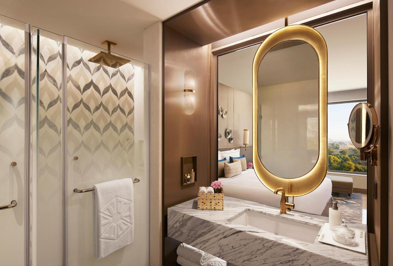 Taj Amer, Hotel 5*