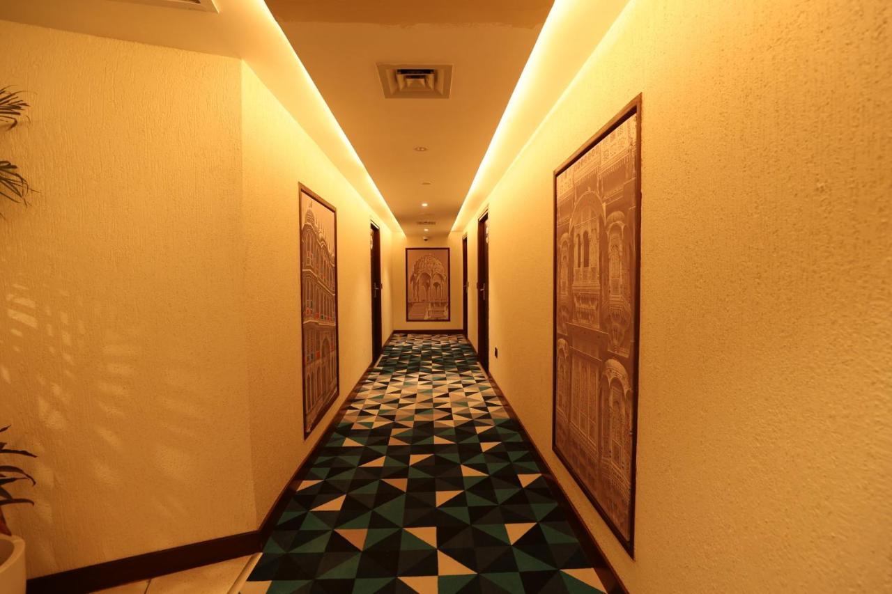 Express & Gopalpura 4*