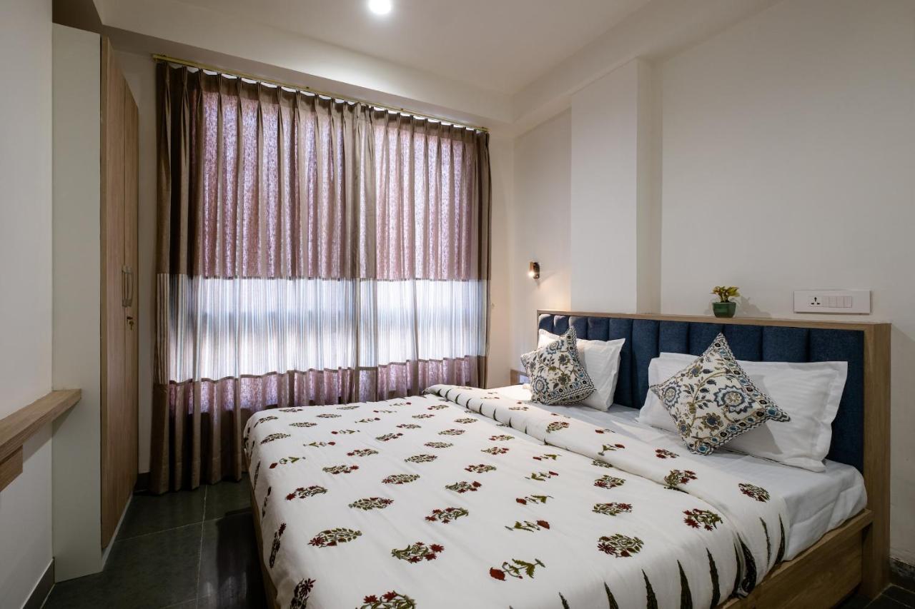 C'est La Vie Boutique By Le Pension Aparthotel