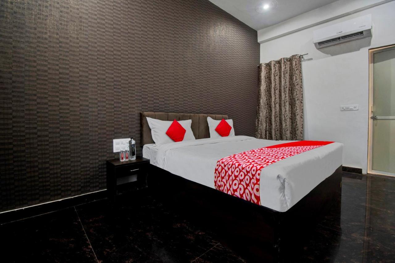Hotel Oyo Flagship Rajshree