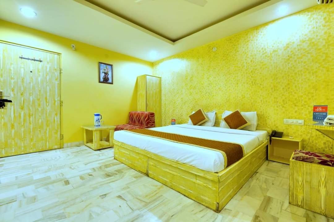 Hayat Residency 2*