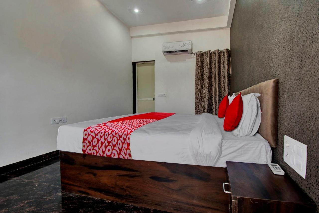 Oyo Flagship Rajshree Hotel Jaipur