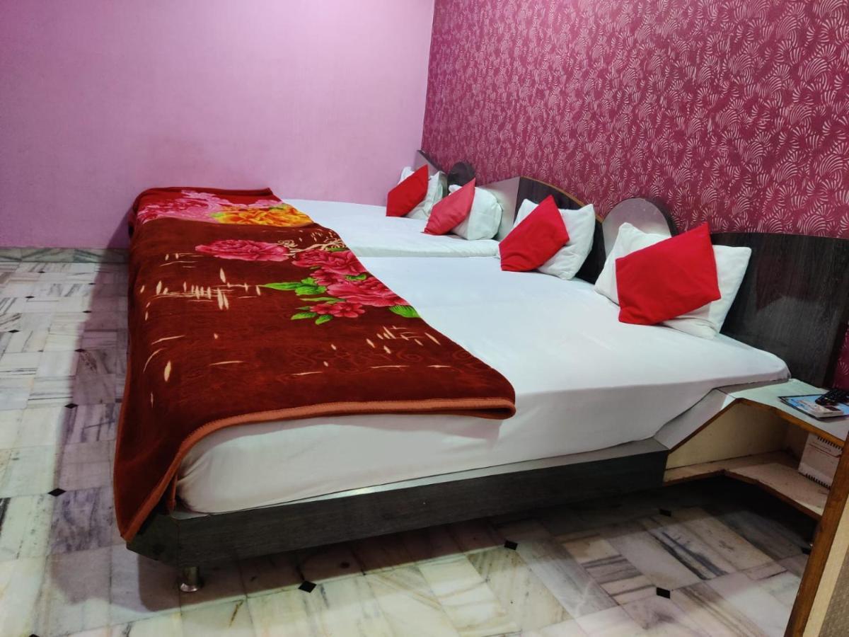 Hotel Hayat Residency 2*