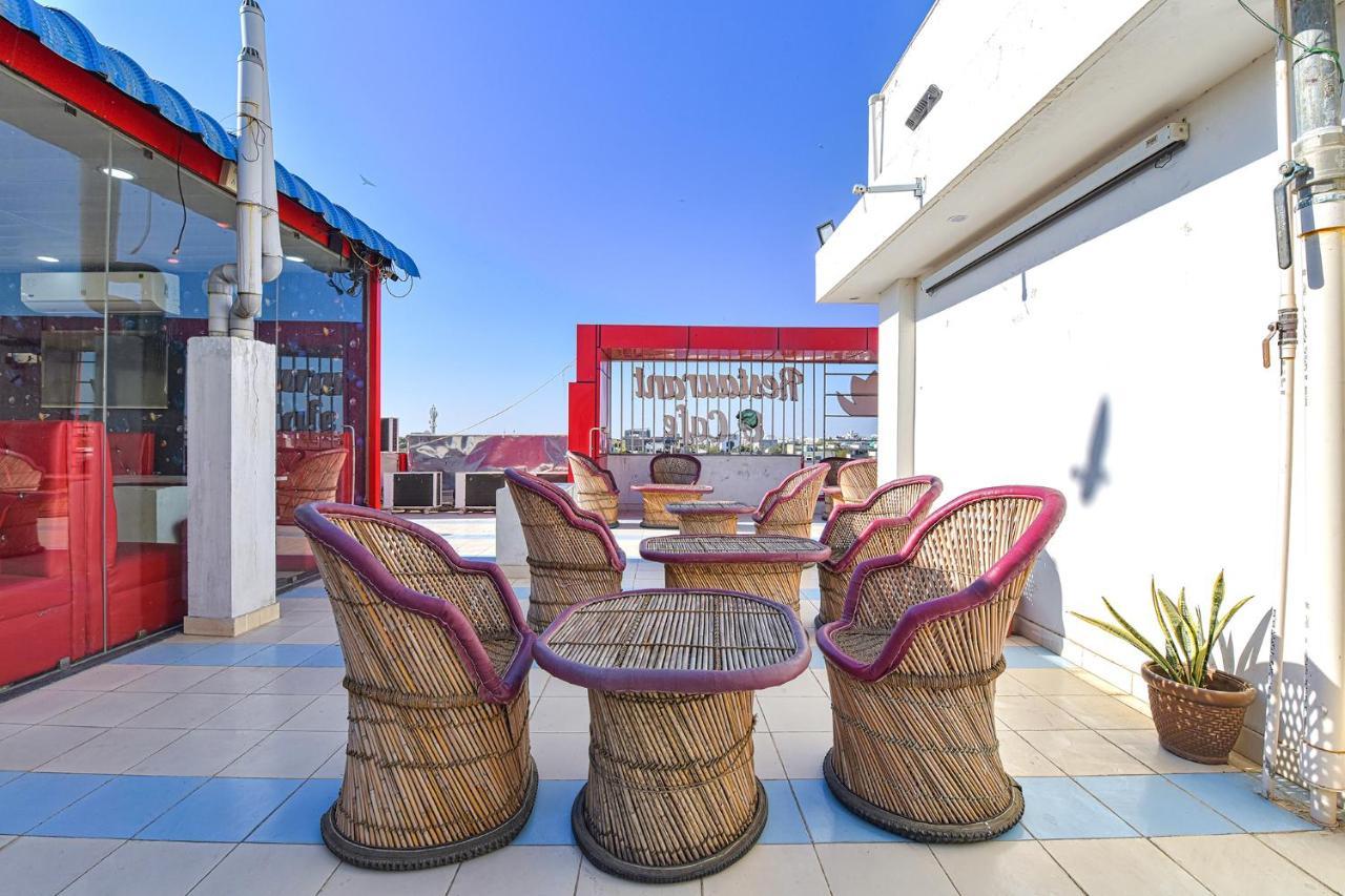 Fabhotel The Lotus Hotel 3*