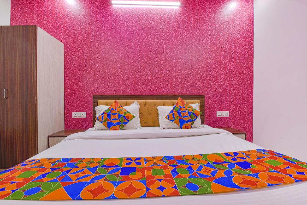 Hotel Fabhotel The Lotus