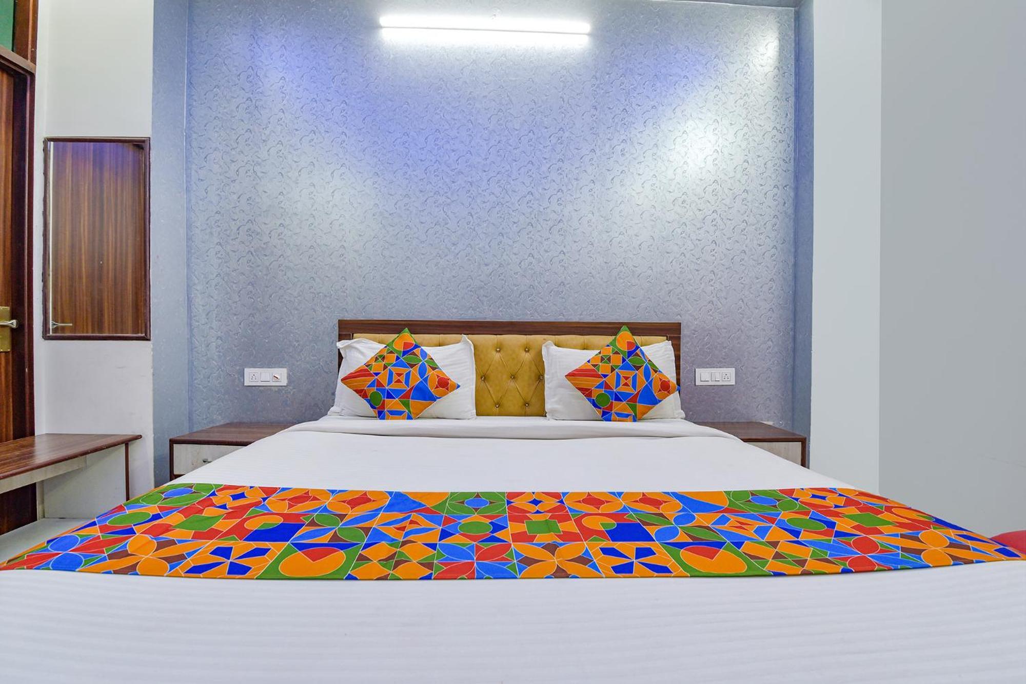 Fabhotel The Lotus Hotel 3*