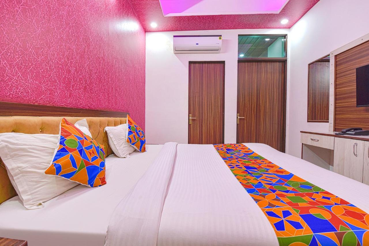 Fabhotel The Lotus Hotel