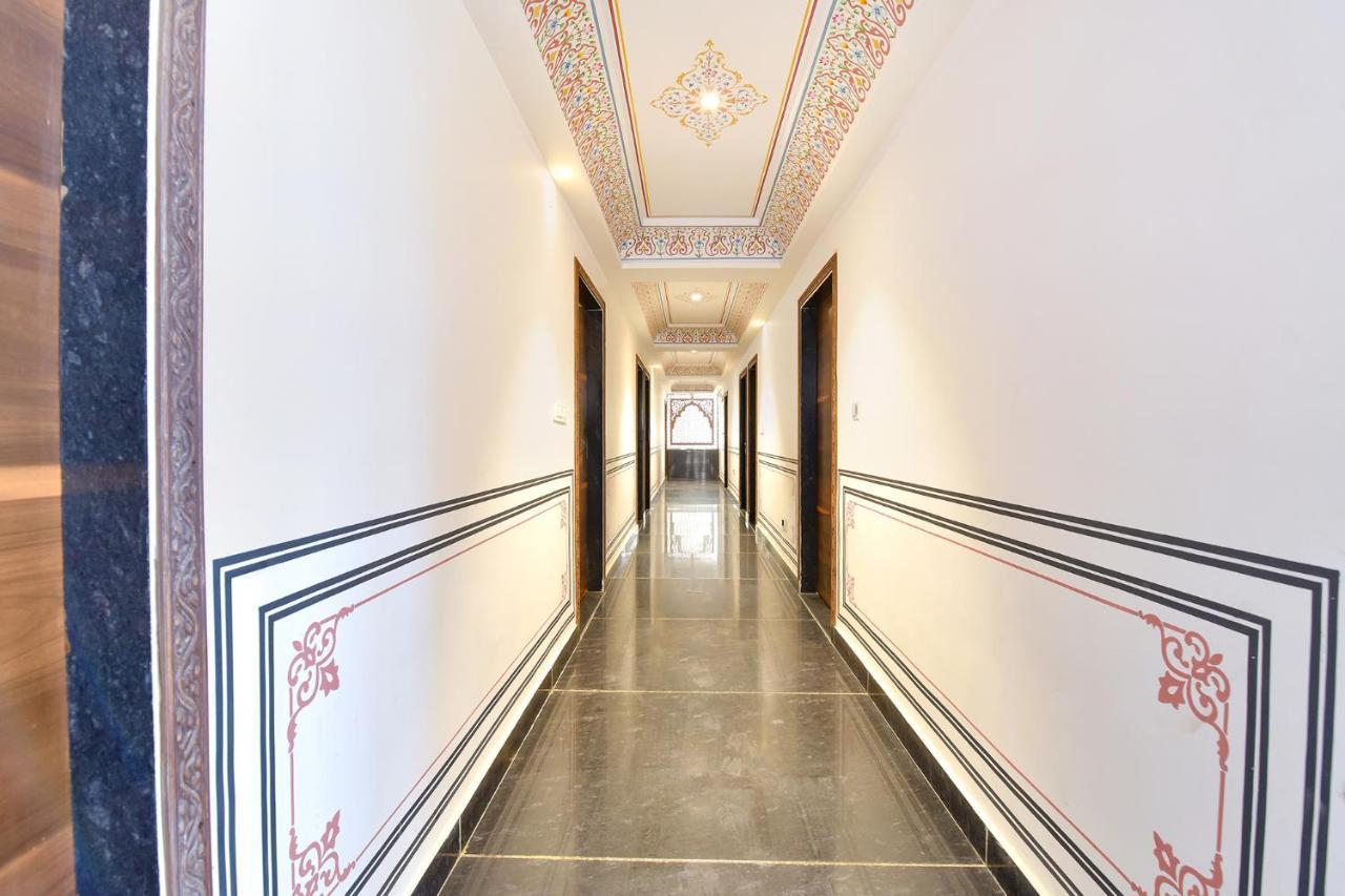 Fabhotel Jbs Heritage Hotel