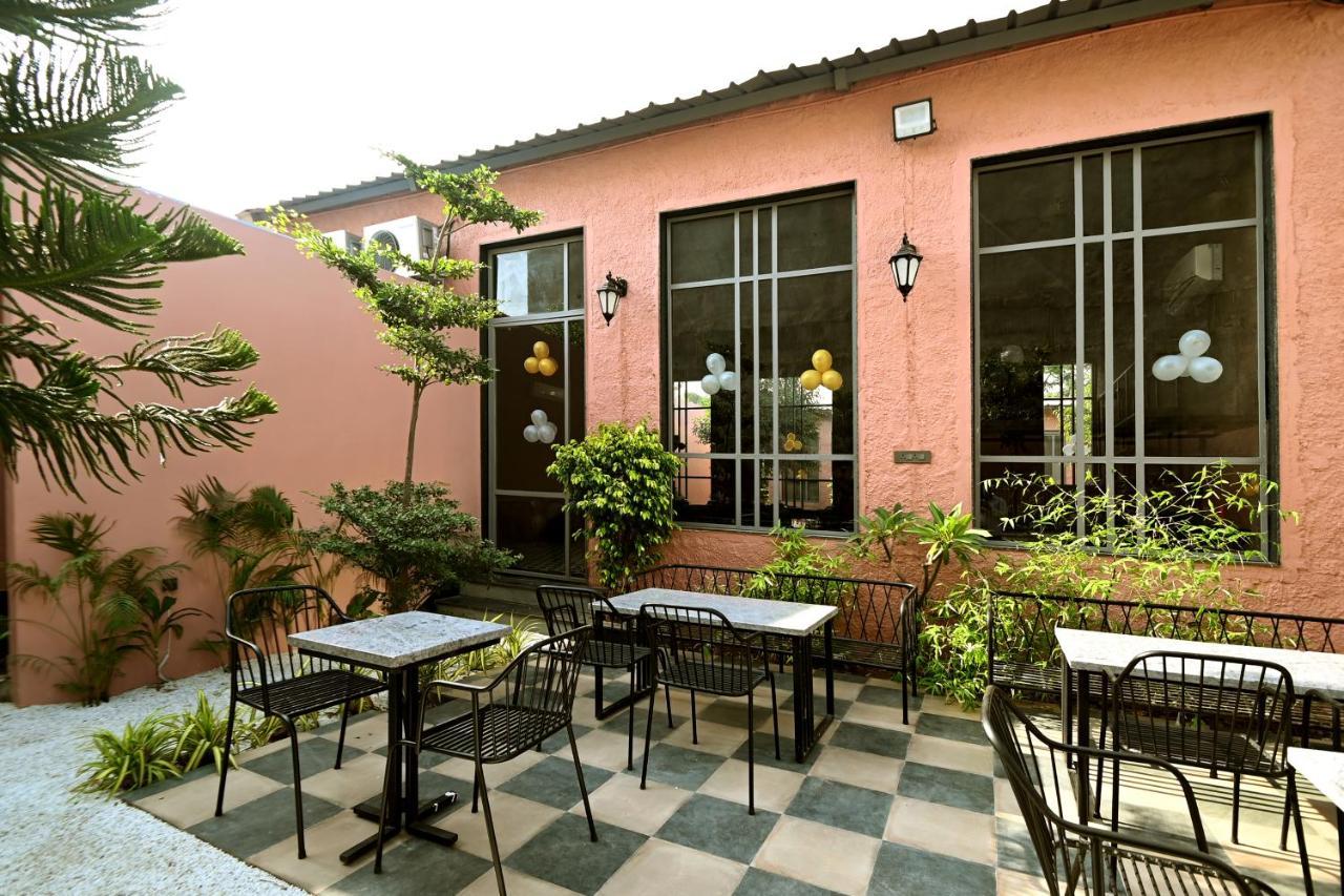 Navtara Hotel