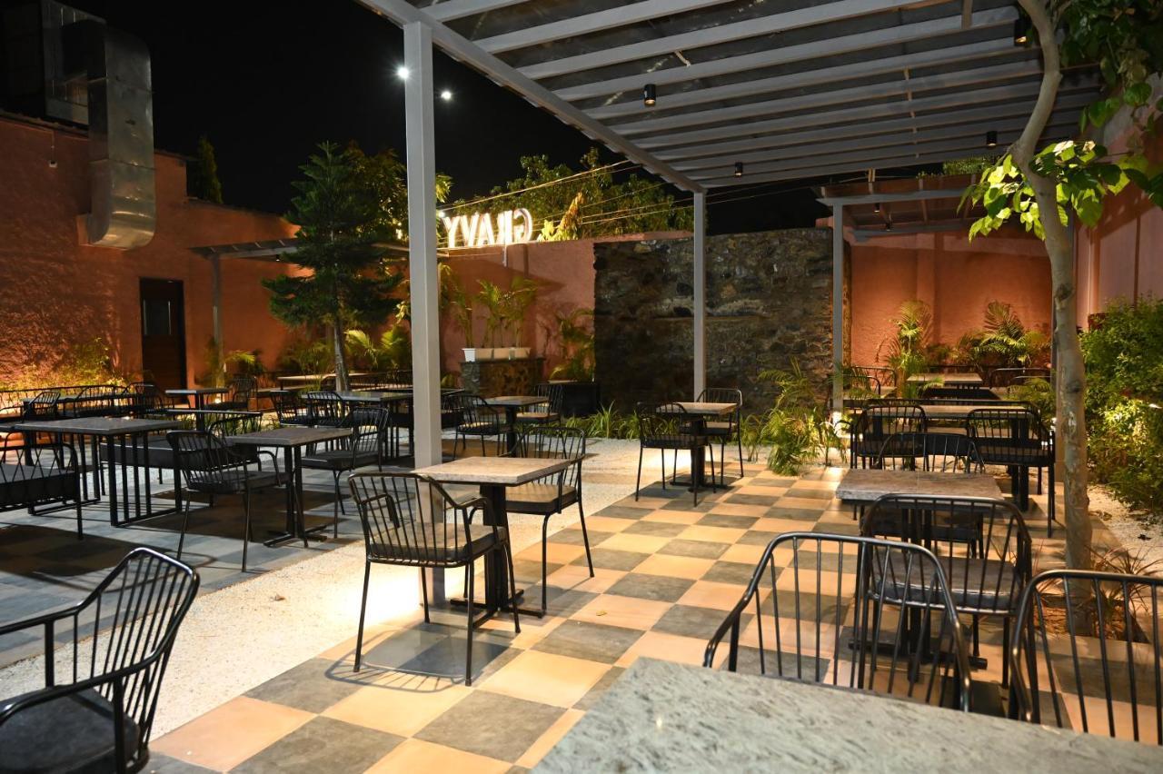 Hotel Navtara