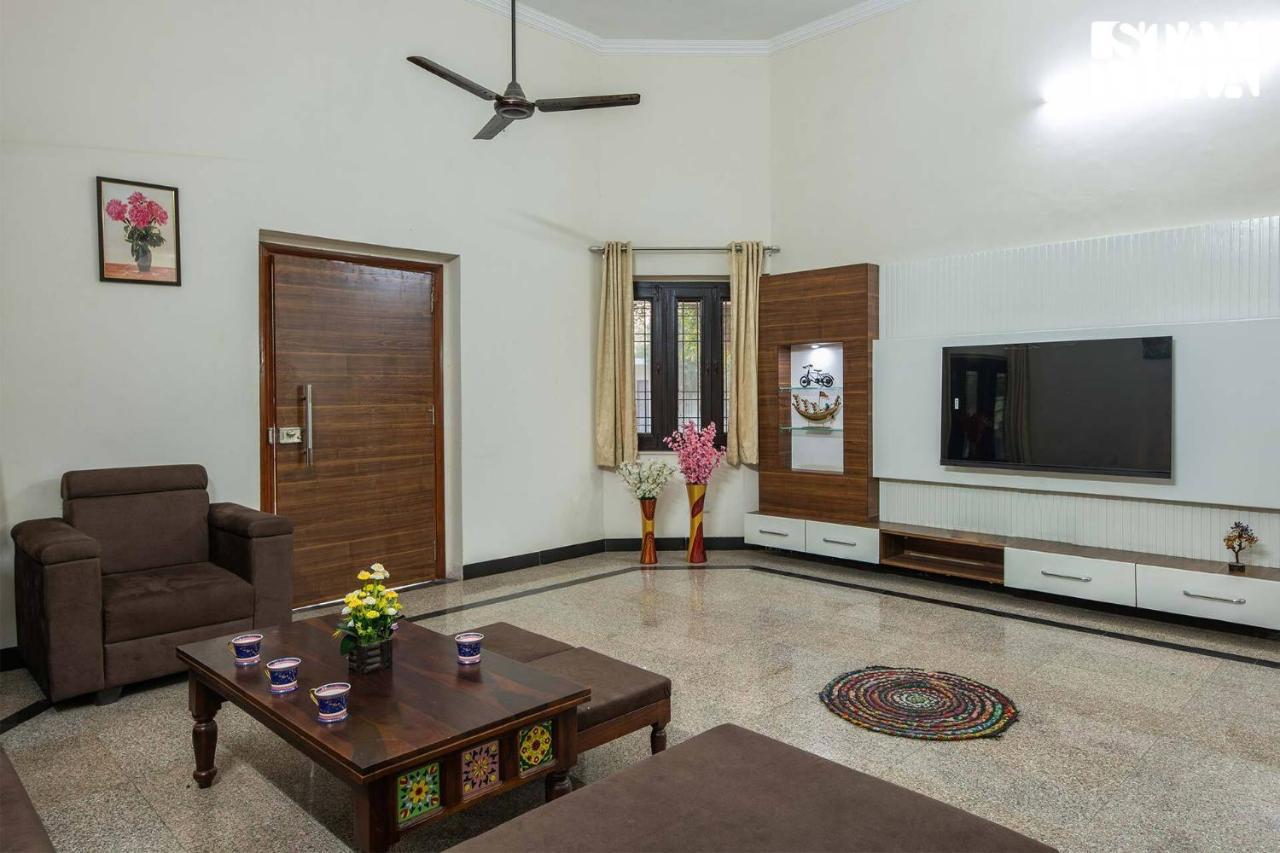 Villa Stayvista'S The Cosy Countryside - Villa With Lawn & Indoor-Outdoor Games In Jaipur Jaipur