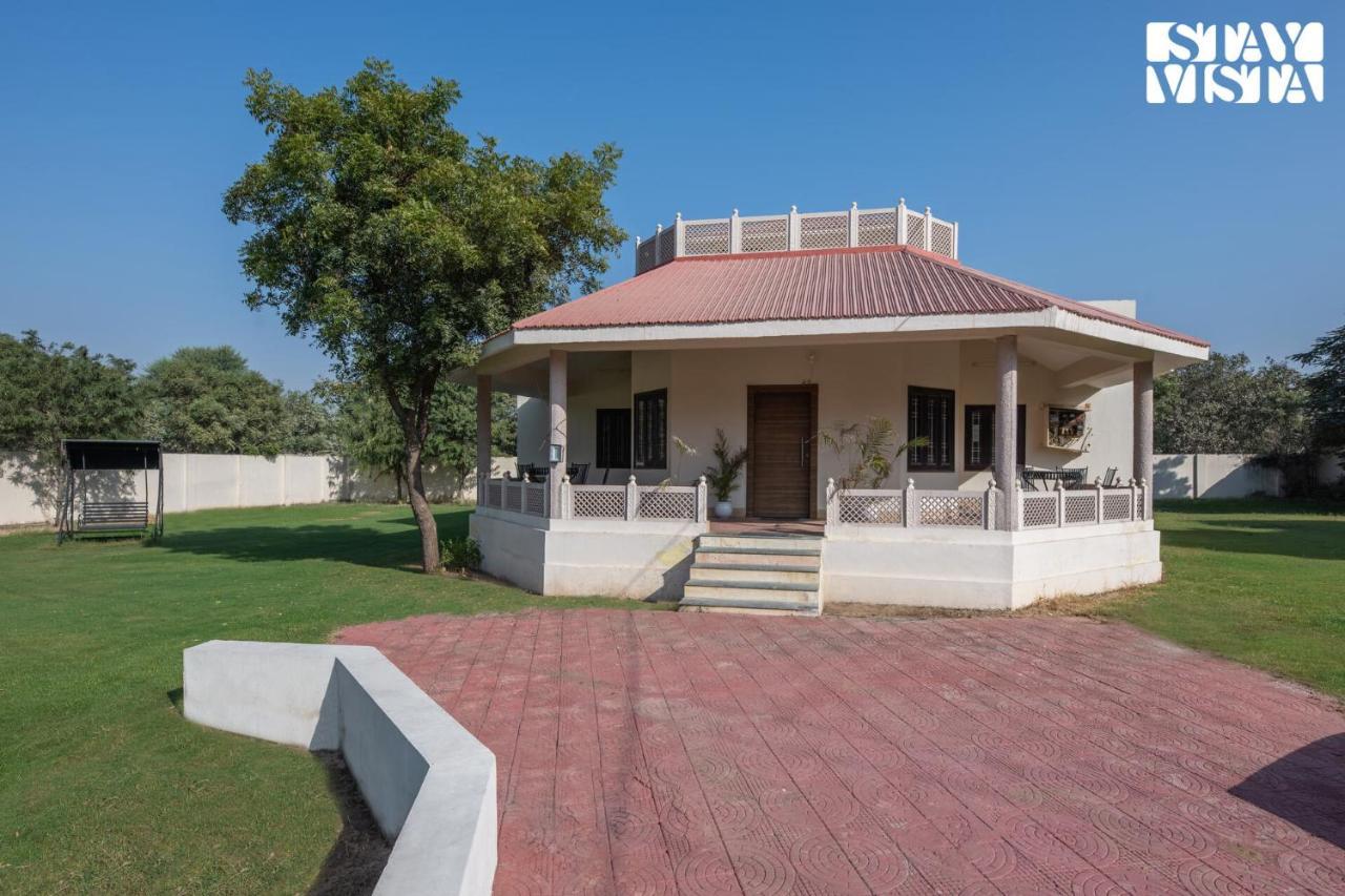Villa Stayvista'S The Cosy Countryside - Villa With Lawn & Indoor-Outdoor Games In Jaipur Jaipur