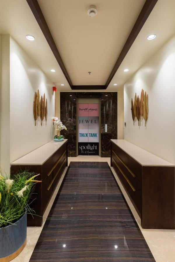 Royal Rawal - Luxury Boutique