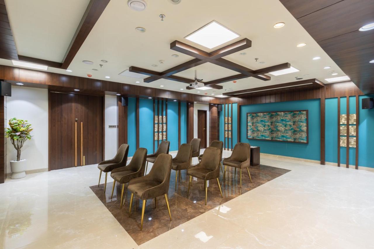 Royal Rawal - Luxury Boutique Jaipur