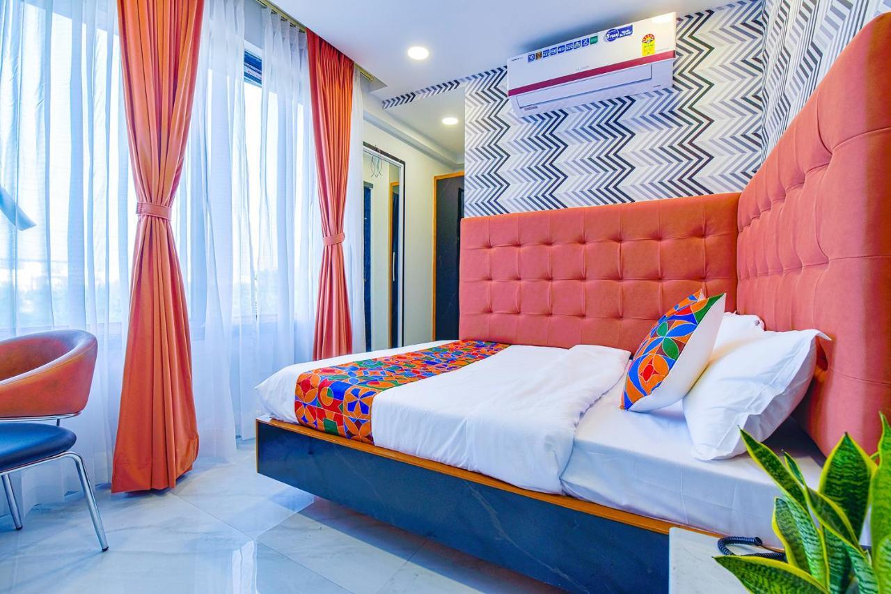 Hotel Fabhotel Shubh Hari 3*