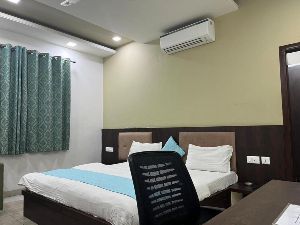 Hostel The Circle Era - An Aesthetic By Shivaneel Hospitality