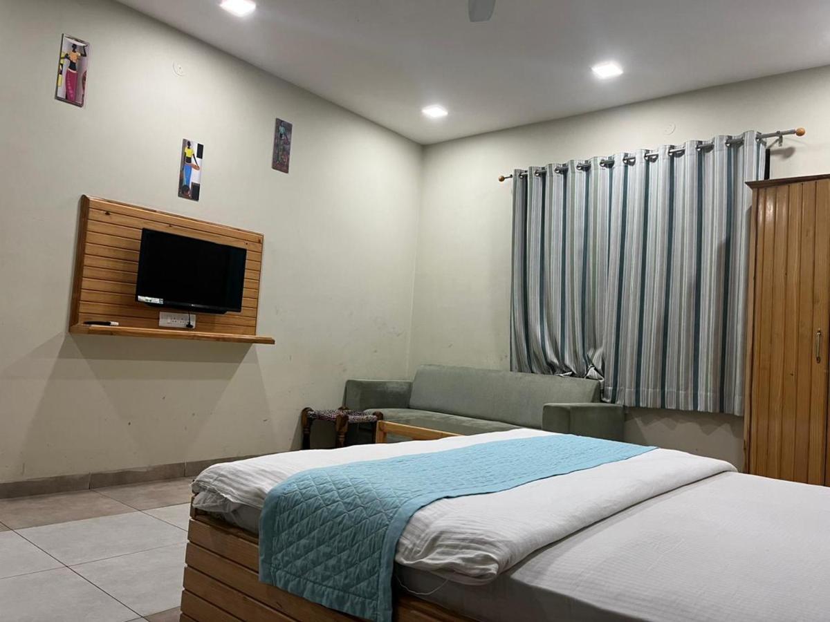 The Circle Era - An Aesthetic By Shivaneel Hospitality Jaipur