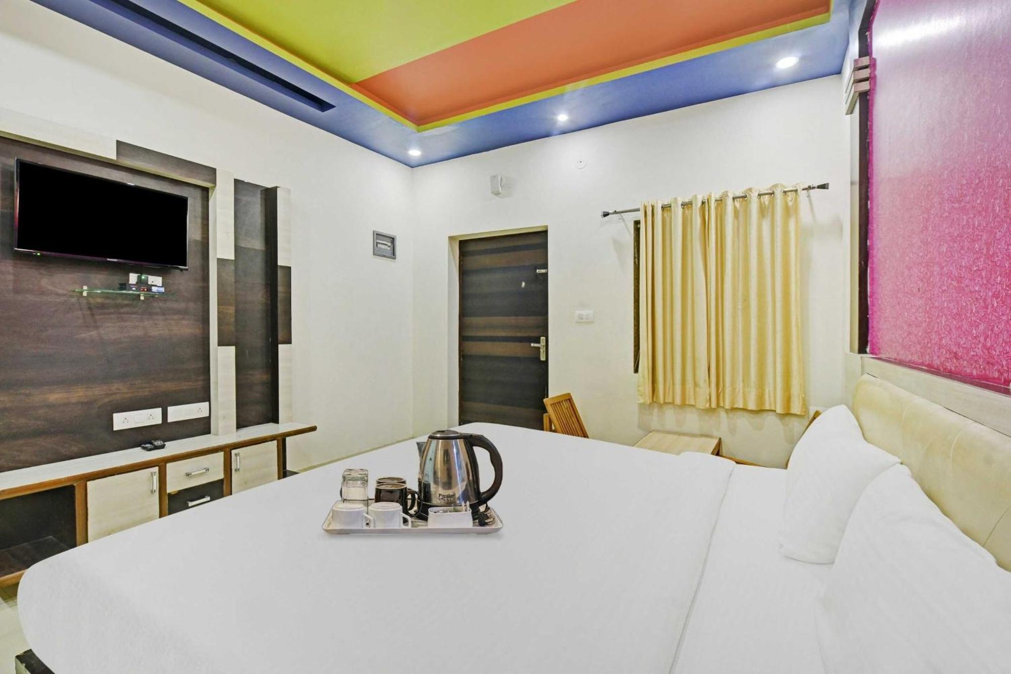 Hotel Collection O Airport View Jaipur