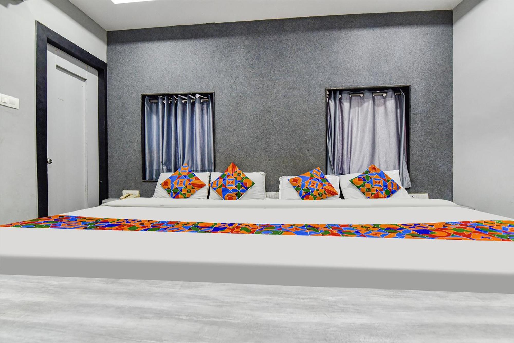 Hotel Fabhotel Surya Palace Jaipur