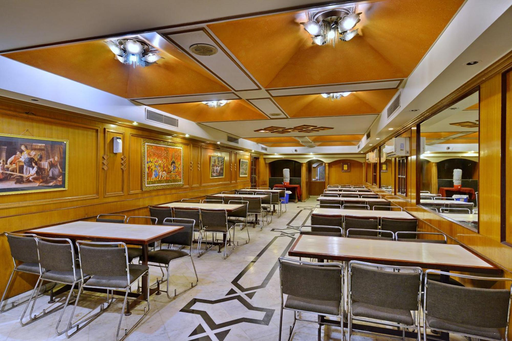 Kohinoor Hotel