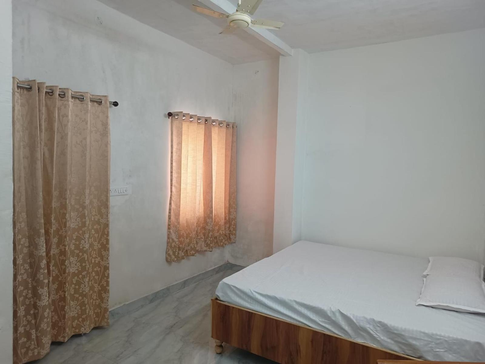 Budget At Banipark Llp Bed & Breakfast Jaipur