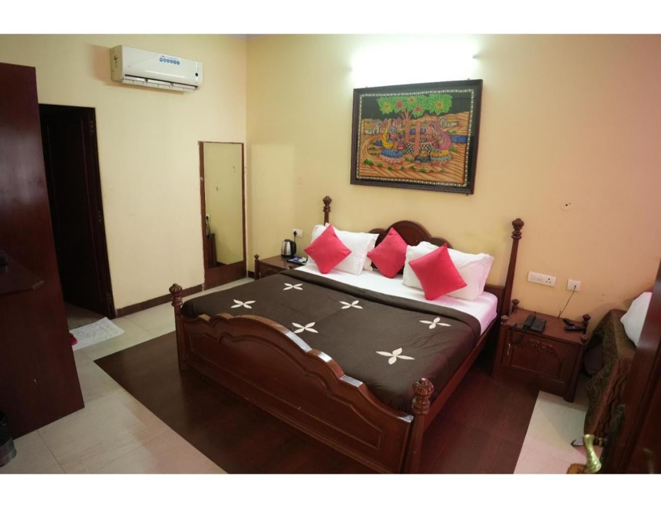 Mahal Rajwada Rajasthan Homestay Jaipur