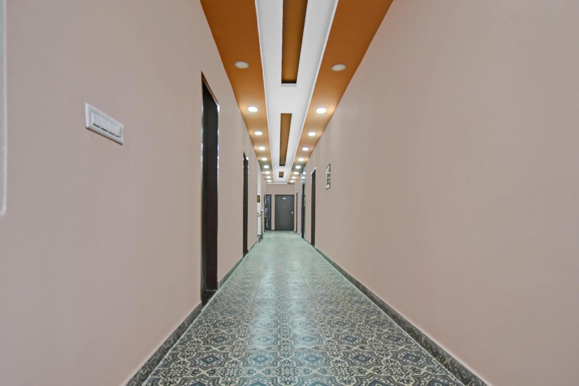 Collection O High Strret Hotel 4*