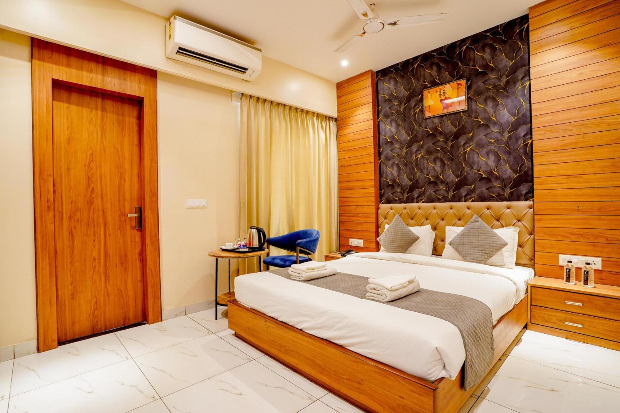 Ekana Hotel