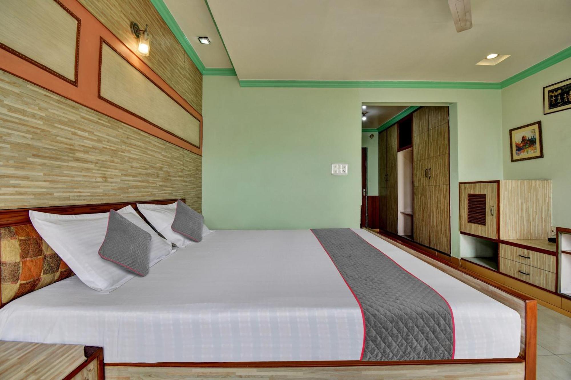 Townhouse Fly View Hotel Jaipur