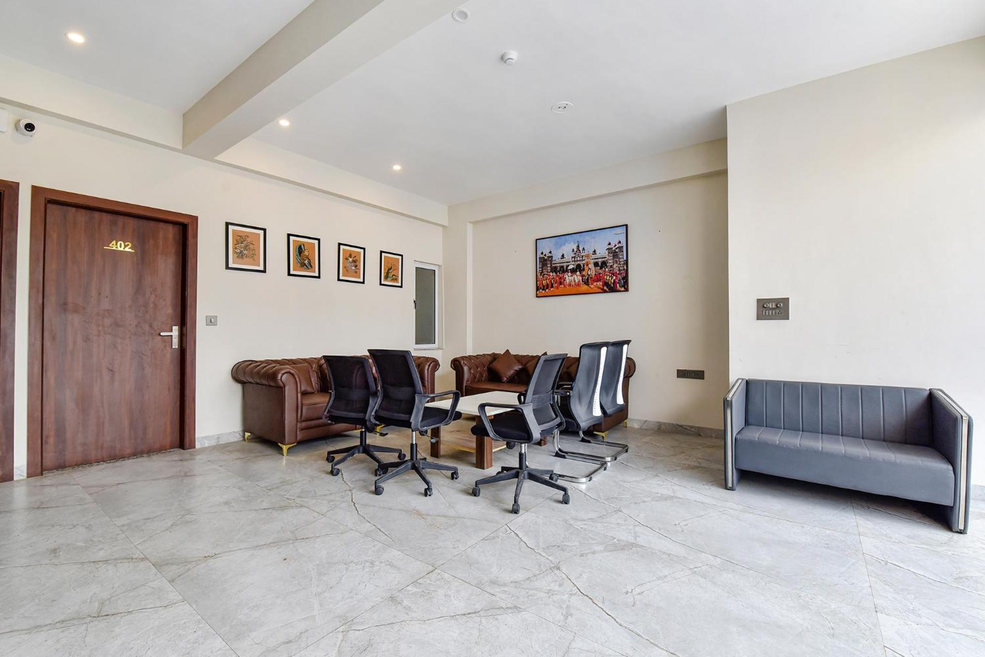 Hotel Fabhotel Pravaasam Residency 3*