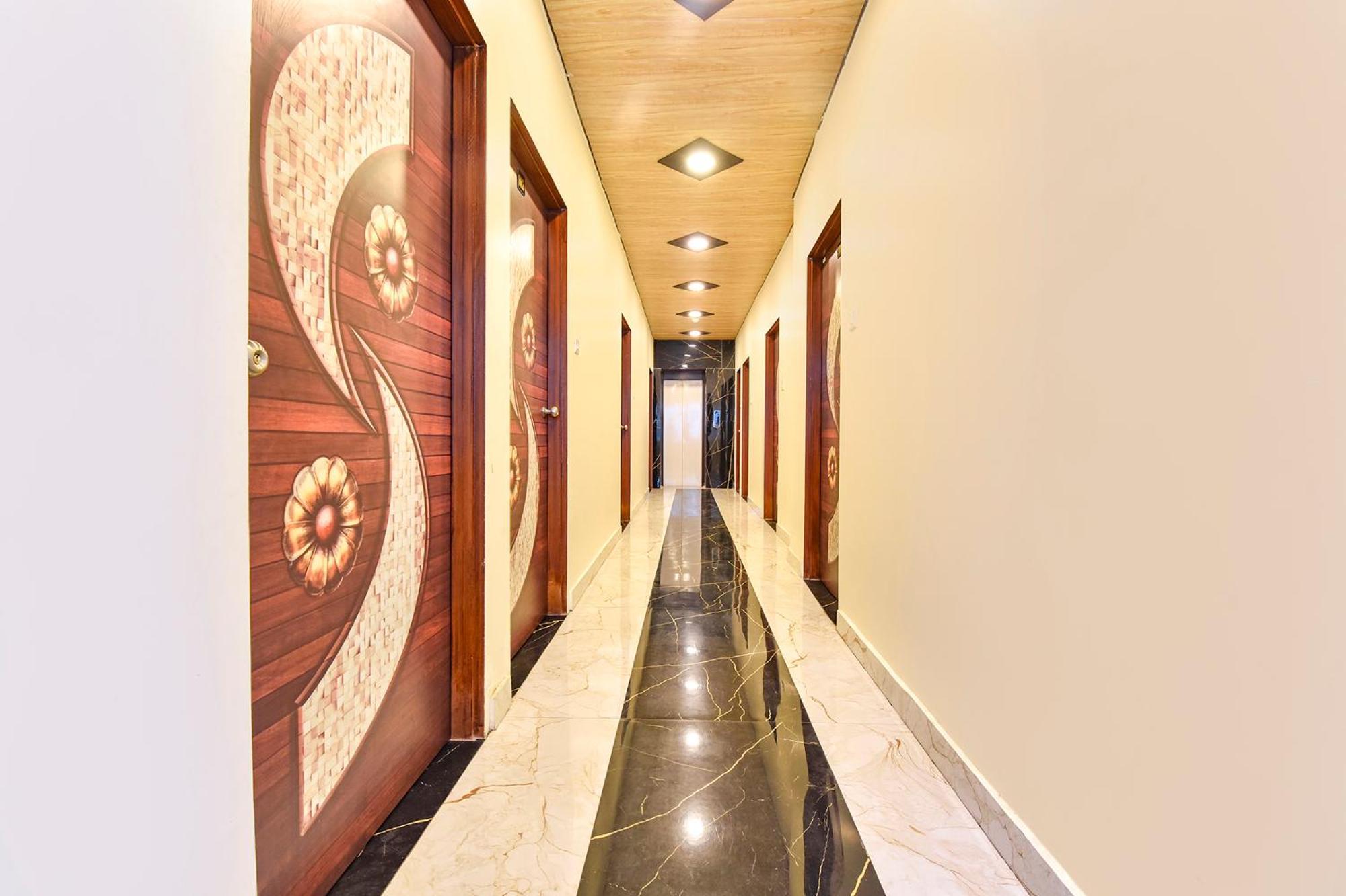 Fabhotel Spark