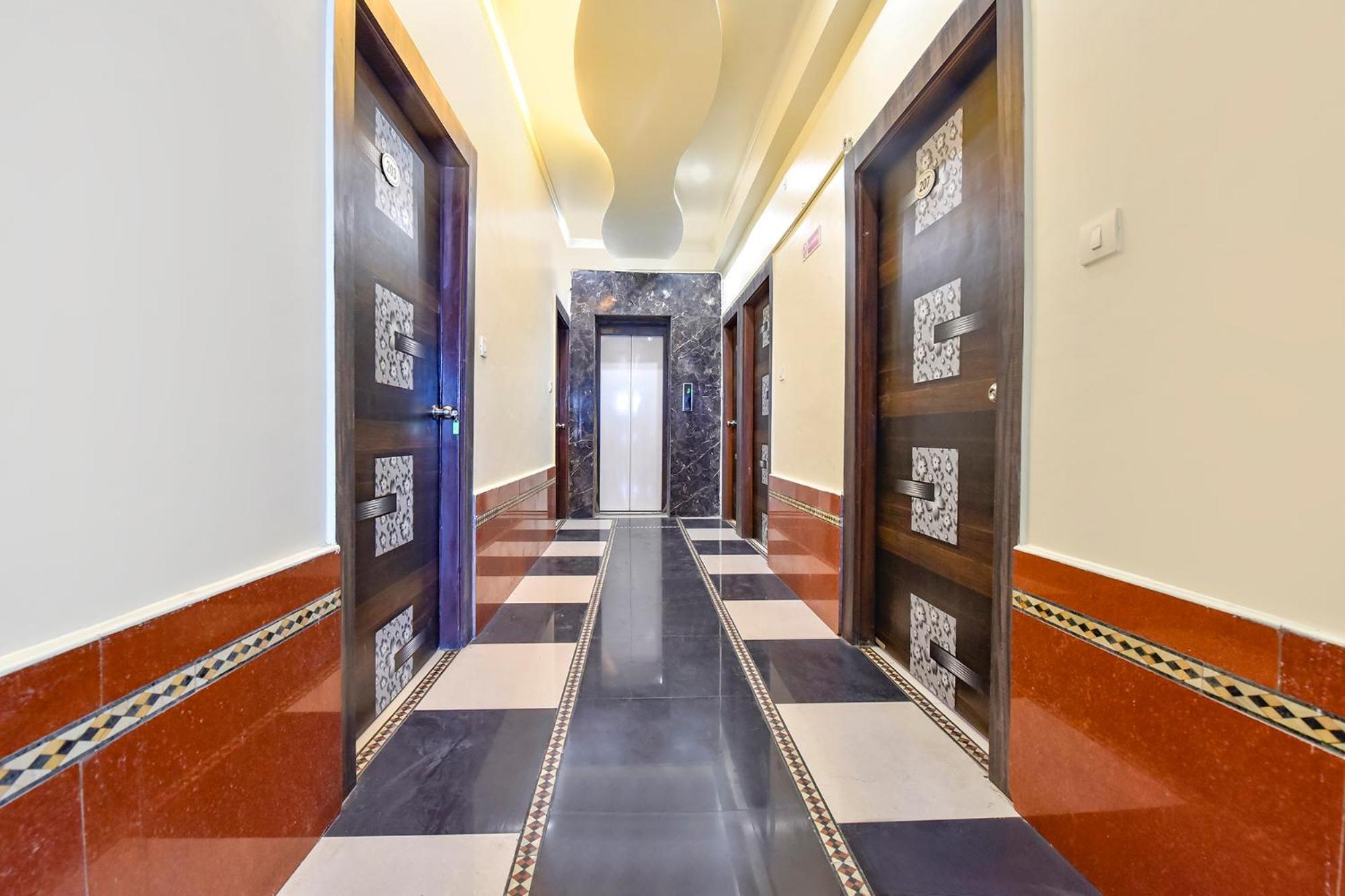 Hotel Fabhotel Spark Jaipur