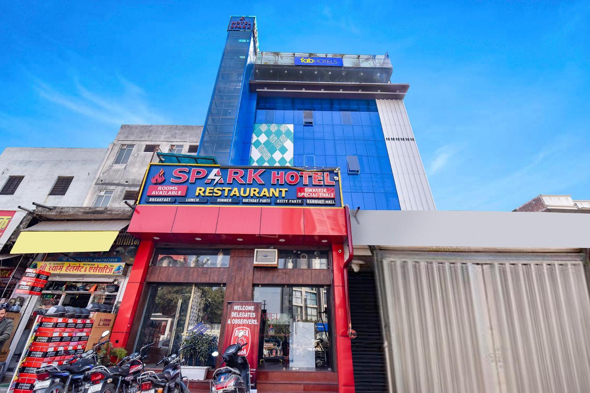 Fabhotel Spark Hotel