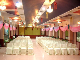Indiana Pride Hotel 3*