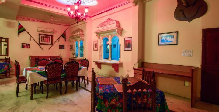 Bharat Mahal Palace Bed & Breakfast