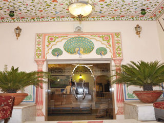 Bharat Mahal Palace Bed & Breakfast