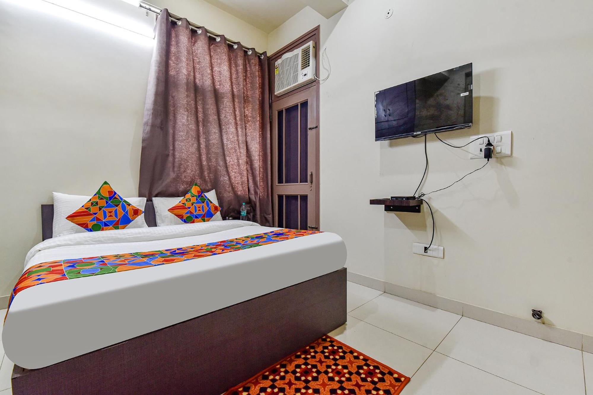 Fabhotel Moon Light Palace Jaipur