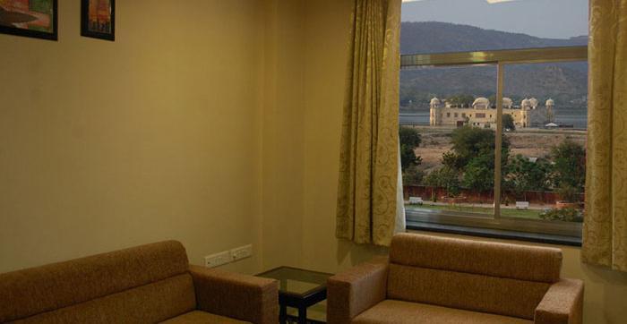 Royal View Hotel